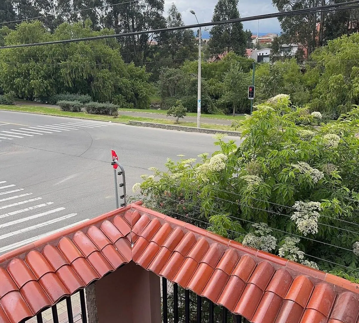 Casa En Cuenca Villa 0*,  Ecuador